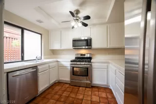 Photo #6: 2103239 Listing 