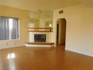 Photo #5: 2103248 Listing 