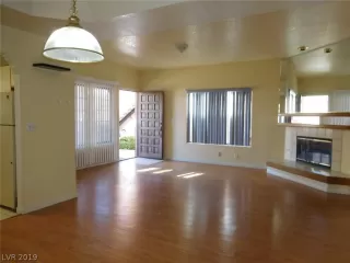 Photo #6: 2103248 Listing 