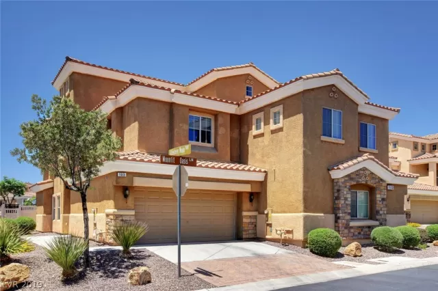 MLS: 2103261 Condo For Sale