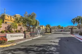 Photo #1: 2103261 Listing 