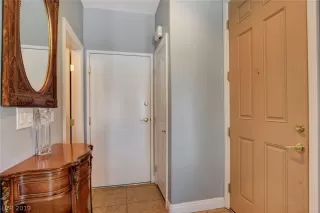 Photo #3: 2103261 Listing 