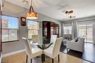 Photo #5: 2103261 Listing 