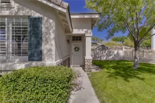 Photo #3: 2103267 Listing 