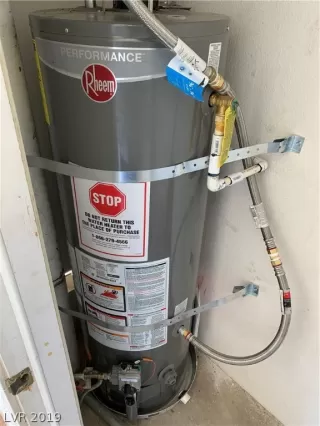 Photo #4: 2103274 Listing