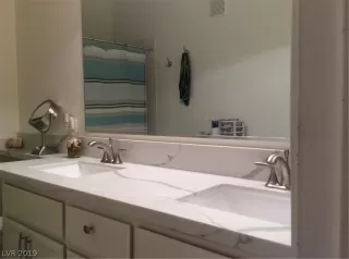 Photo #3: 2103275 Listing