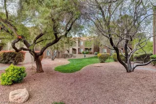 Photo #3: 2103299 Listing 