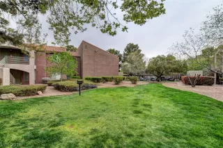 Photo #5: 2103299 Listing 