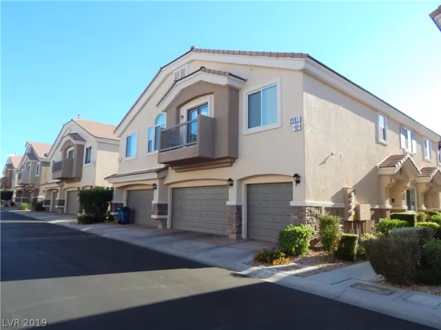 MLS: 2103318 Condo For Sale