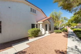 Photo #3: 2103339 Listing 