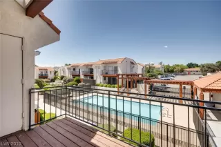 Photo #1: 2103341 Listing