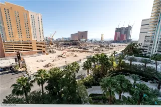 Photo #4: 2103367 Listing 