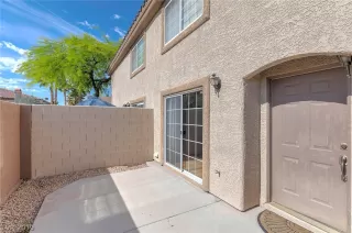 Photo #2: 2103371 Listing