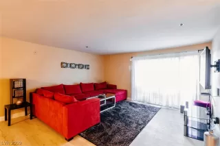 Photo #1: 2103409 Listing 