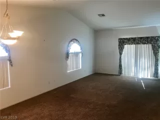 Photo #6: 2103478 Listing