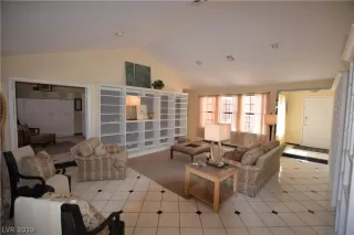 Photo #1: 2103510 Listing