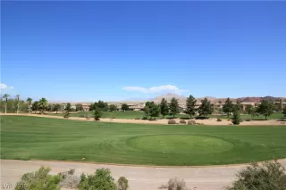 Photo #2: 2103512 Listing 