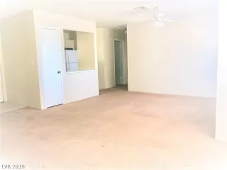 Photo #2: 2103542 Listing