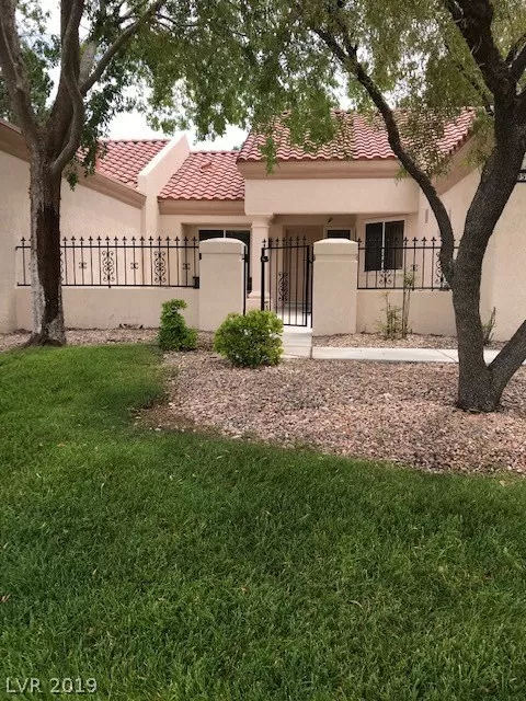 MLS: 2103549 Condo For Sale