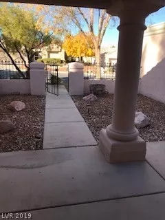 Photo #5: 2103549 Listing