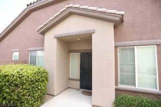 Photo #2: 2103557 Listing 