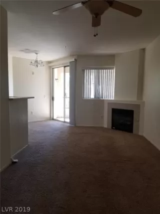 Photo #4: 2103581 Listing