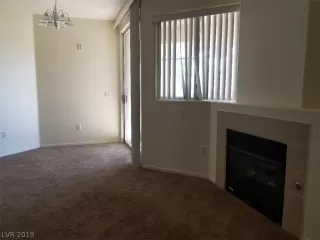 Photo #5: 2103581 Listing