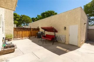 Photo #5: 2103674 Listing 