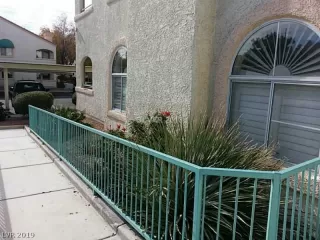 Photo #1: 2103694 Listing 