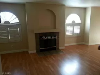 Photo #4: 2103694 Listing 