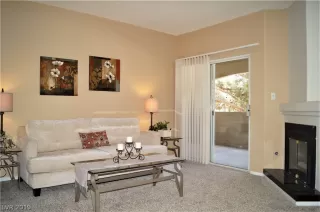 Photo #1: 2103739 Listing 