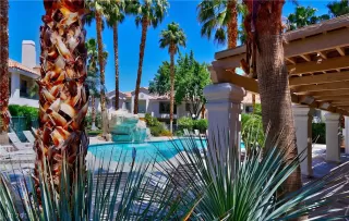 Photo #1: 2103766 Listing