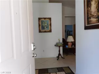 Photo #2: 2103873 Listing 