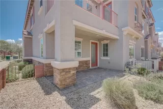 Photo #4: 2103933 Listing