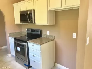 Photo #2: 2103934 Listing 
