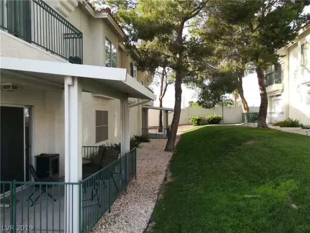 MLS: 2103954 Condo For Sale