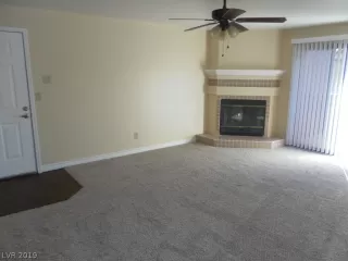 Photo #2: 2104006 Listing