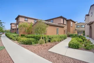 Photo #1: 2104048 Listing 