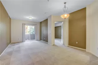 Photo #2: 2104082 Listing 