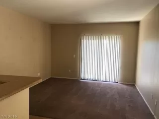 Photo #2: 2104097 Listing