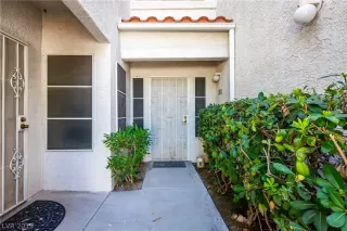 Photo #3: 2104102 Listing 