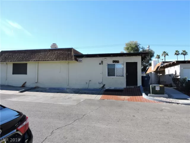 MLS: 2104112 Condo For Sale