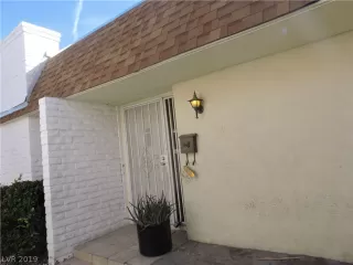 Photo #1: 2104112 Listing 