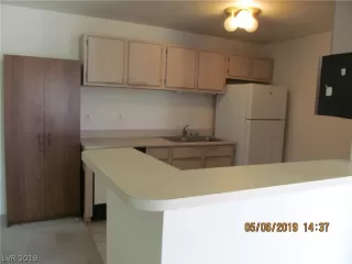 Photo #3: 2104130 Listing 
