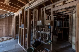 Photo #3: 2104170 Listing 