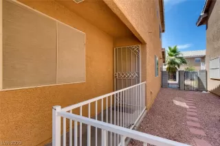 Photo #1: 2104179 Listing 