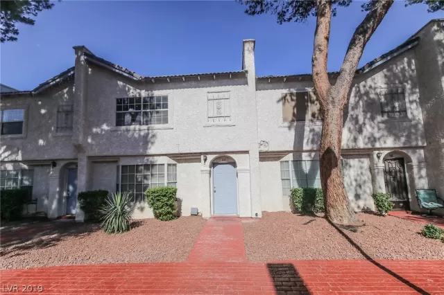 MLS: 2104191 Condo For Sale