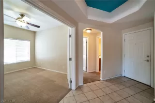 Photo #2: 2104196 Listing