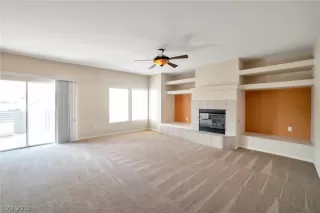 Photo #4: 2104196 Listing