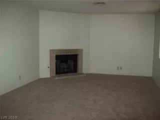 Photo #2: 2104284 Listing 